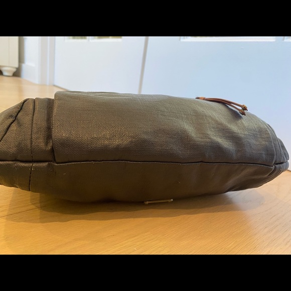 Genuine leather Kipling crossbody/handbag - Picture 4 of 16